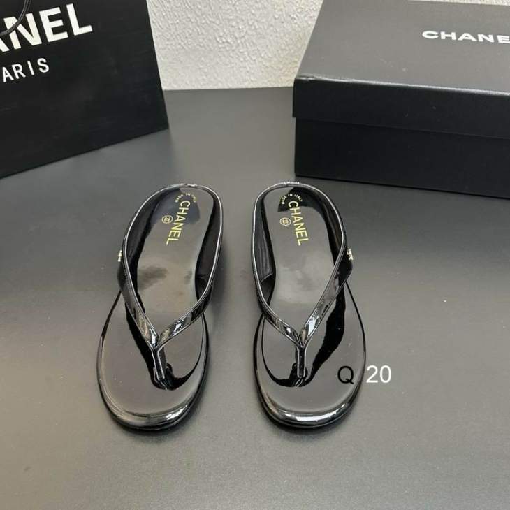 Picture of Chanel Slippers _SKUChanelsz35-40XX04073106
